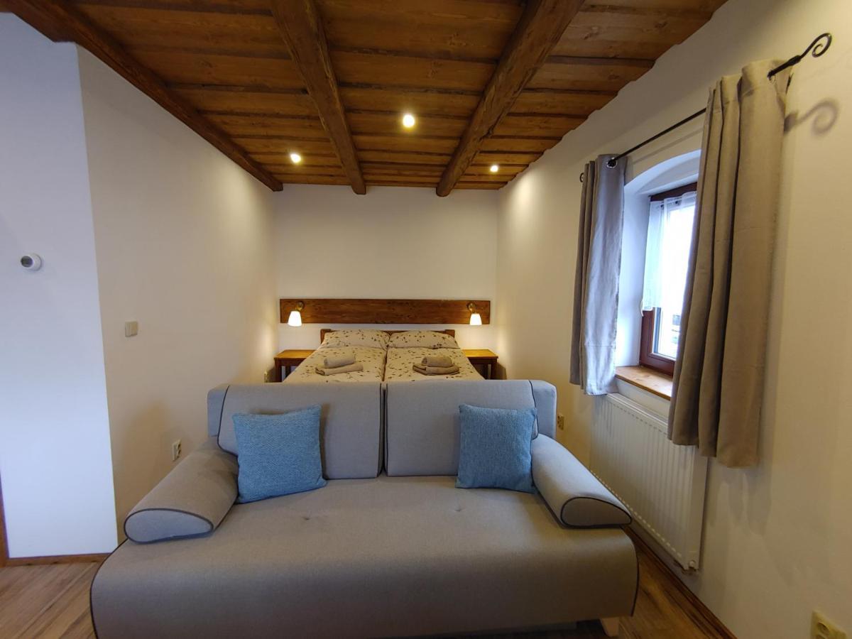 Appartement U Mikesu à Vyšší Brod Extérieur photo